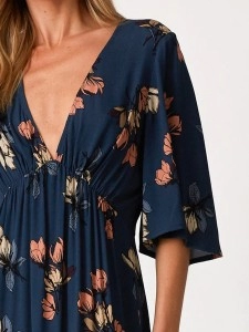 2023 Women's V-neck printed dress