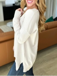 Women's V-neck autumn and winter sweater