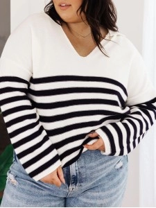 Women's V-neck striped sweater
